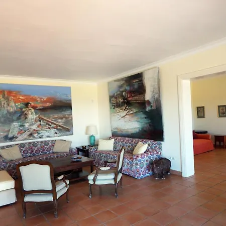 Sentinel Villa, Portocheli Willa *