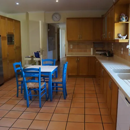 Sentinel Villa, Portocheli *