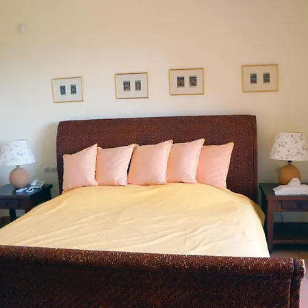 Sentinel Villa, Portocheli *