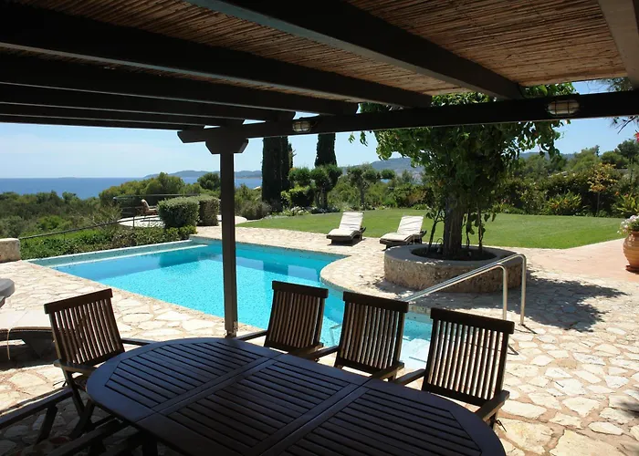 Sentinel Villa, Portocheli Βίλα *